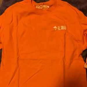 LRG t-shirt size Large